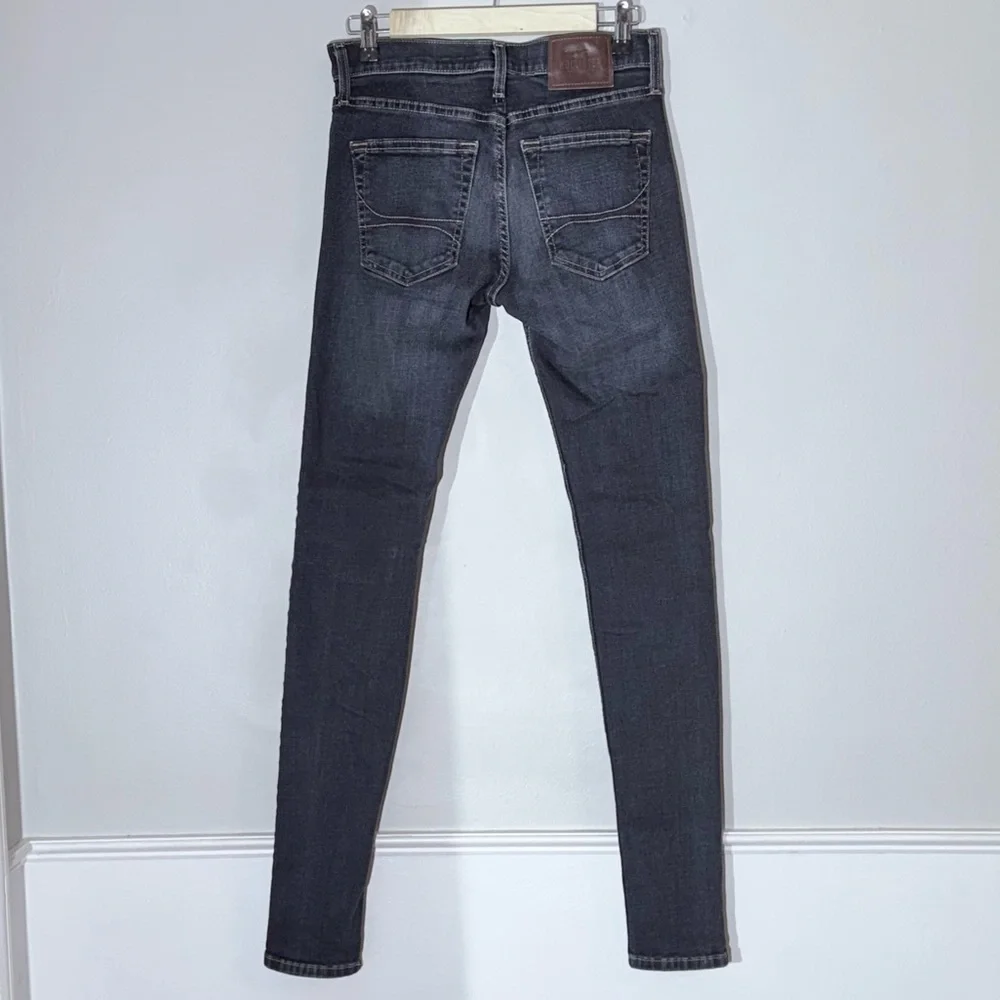 Hollister Dark Wash Super Skinny Leg Jeans Young Men’s 28x34 Blue Jeans - Picture 2 of 9